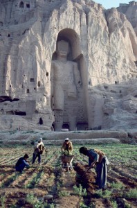 Her et monument fra Afghanistan som ble delvis ødelagt under krigen.