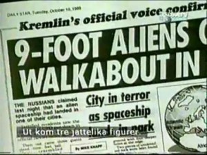 9 fot høye aliens landet på en dato markert med 999.